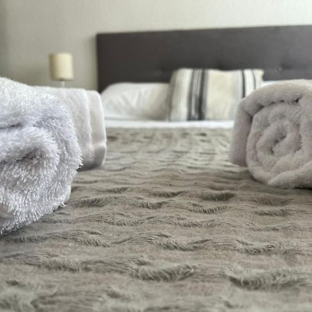Estupendo Apartamento En Estacion-Centro, Wifi, Agua Por Osmosis Cartagena Exterior foto