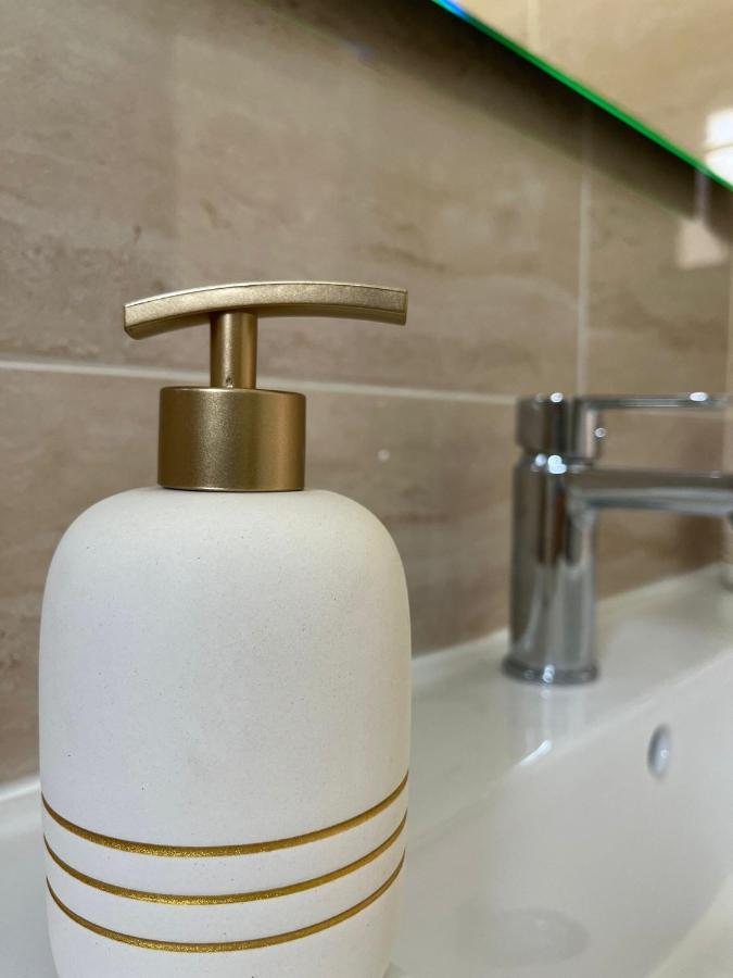 Estupendo Apartamento En Estacion-Centro, Wifi, Agua Por Osmosis Cartagena Exterior foto